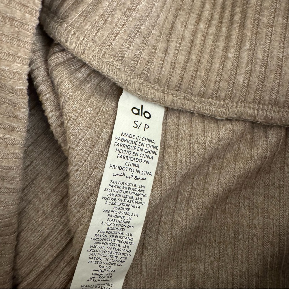 Alo Muse Hoodie and Sweatpants set in Gravel Heather - Picture 5 of 6